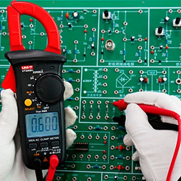UT200B+ Pinza Amperimétrica Trms 600A AC 600V AC/DC Unit